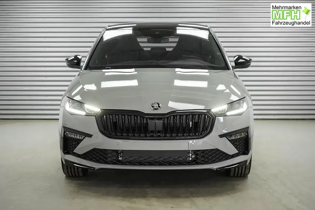 Skoda Scala - Thumbnail 2