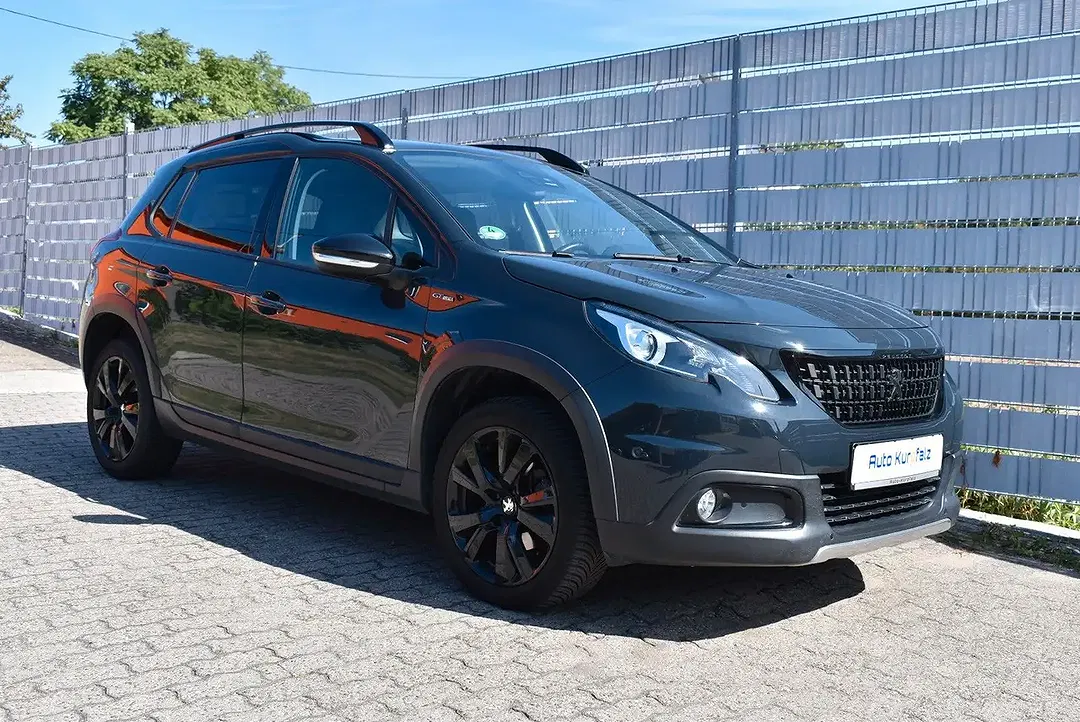 Peugeot 2008 - Thumbnail 3