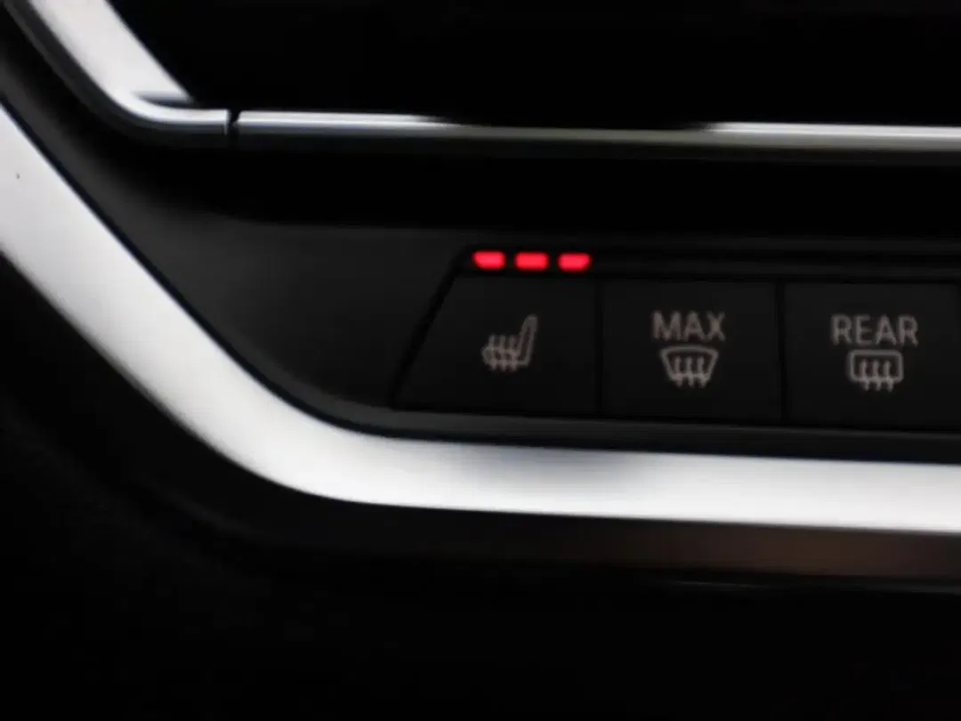 BMW 330 - Thumbnail 13