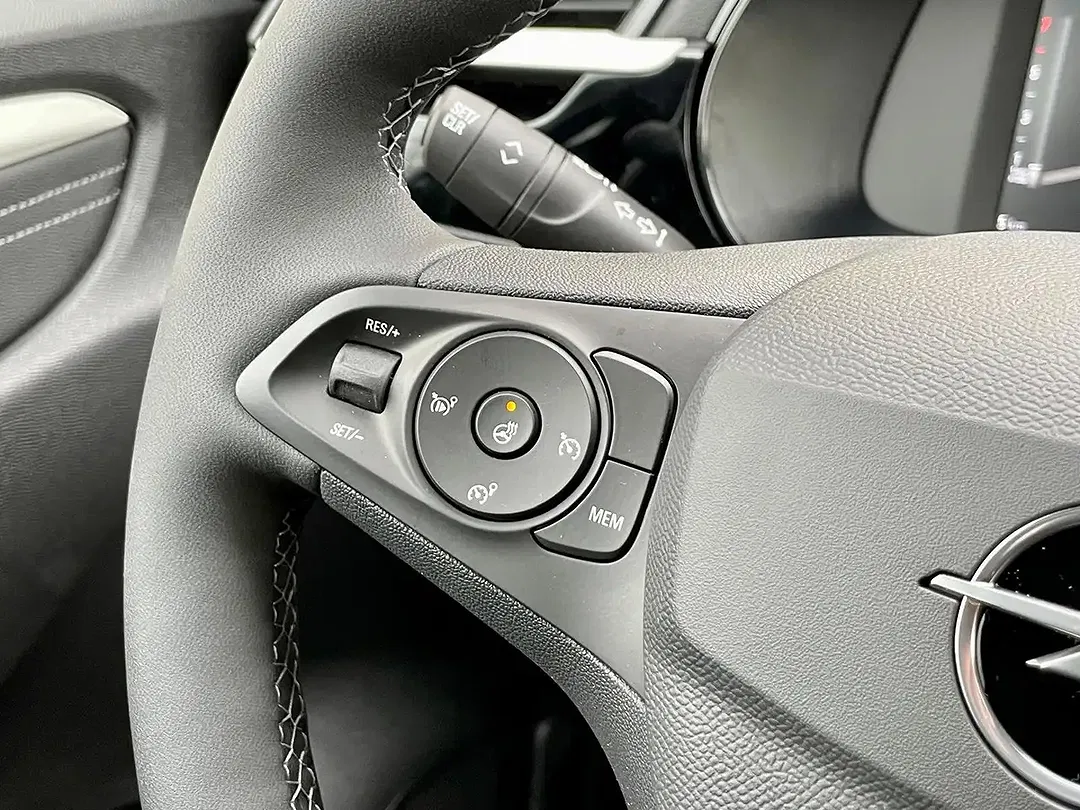 Opel Corsa - Thumbnail 13