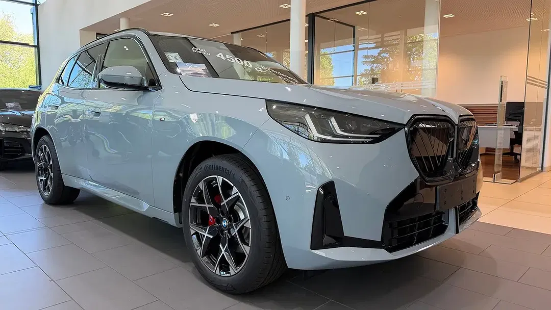 BMW X3 - Thumbnail 2