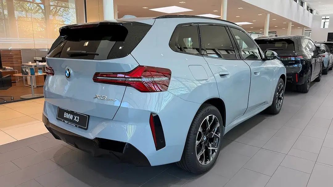 BMW X3 - Thumbnail 6