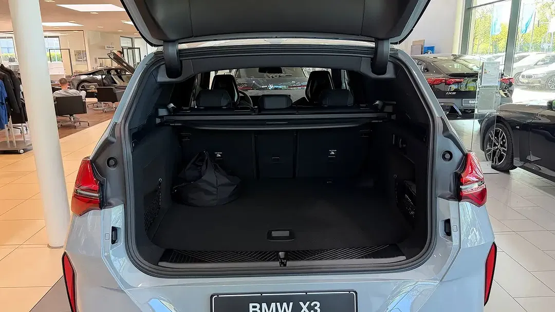 BMW X3 - Thumbnail 9