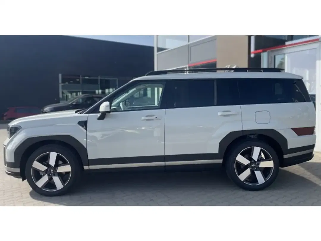 Hyundai SANTA FE - Thumbnail 4