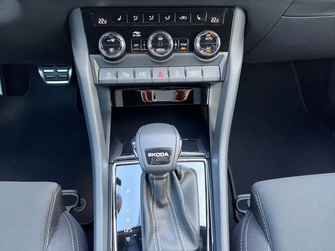 Skoda Karoq - Thumbnail 13