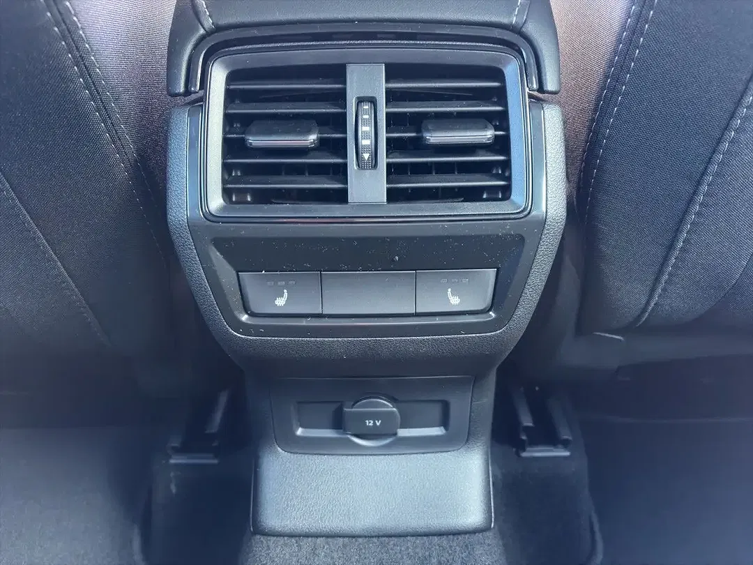 Skoda Karoq - Thumbnail 14
