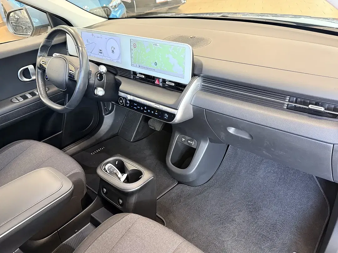 Hyundai IONIQ 5 - Thumbnail 13