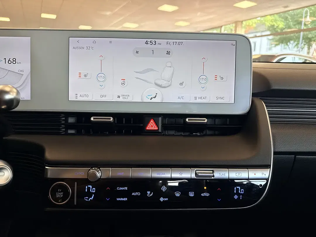 Hyundai IONIQ 5 - Thumbnail 15
