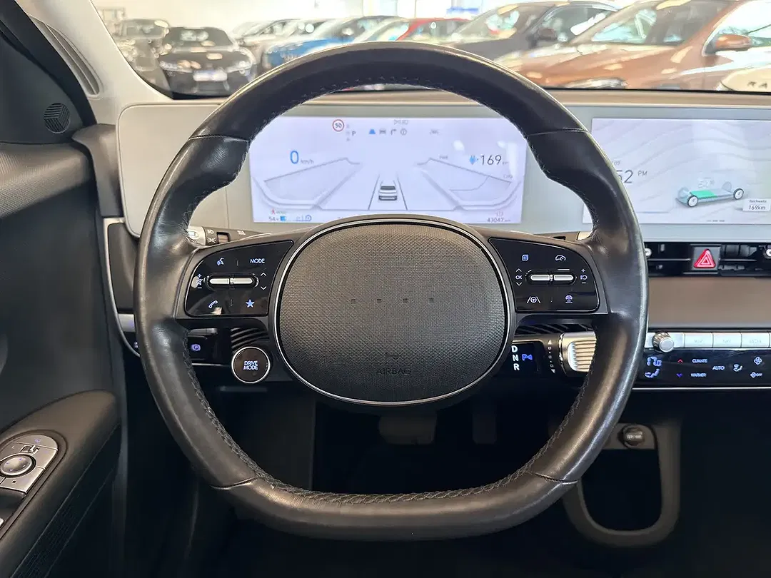 Hyundai IONIQ 5 - Thumbnail 8