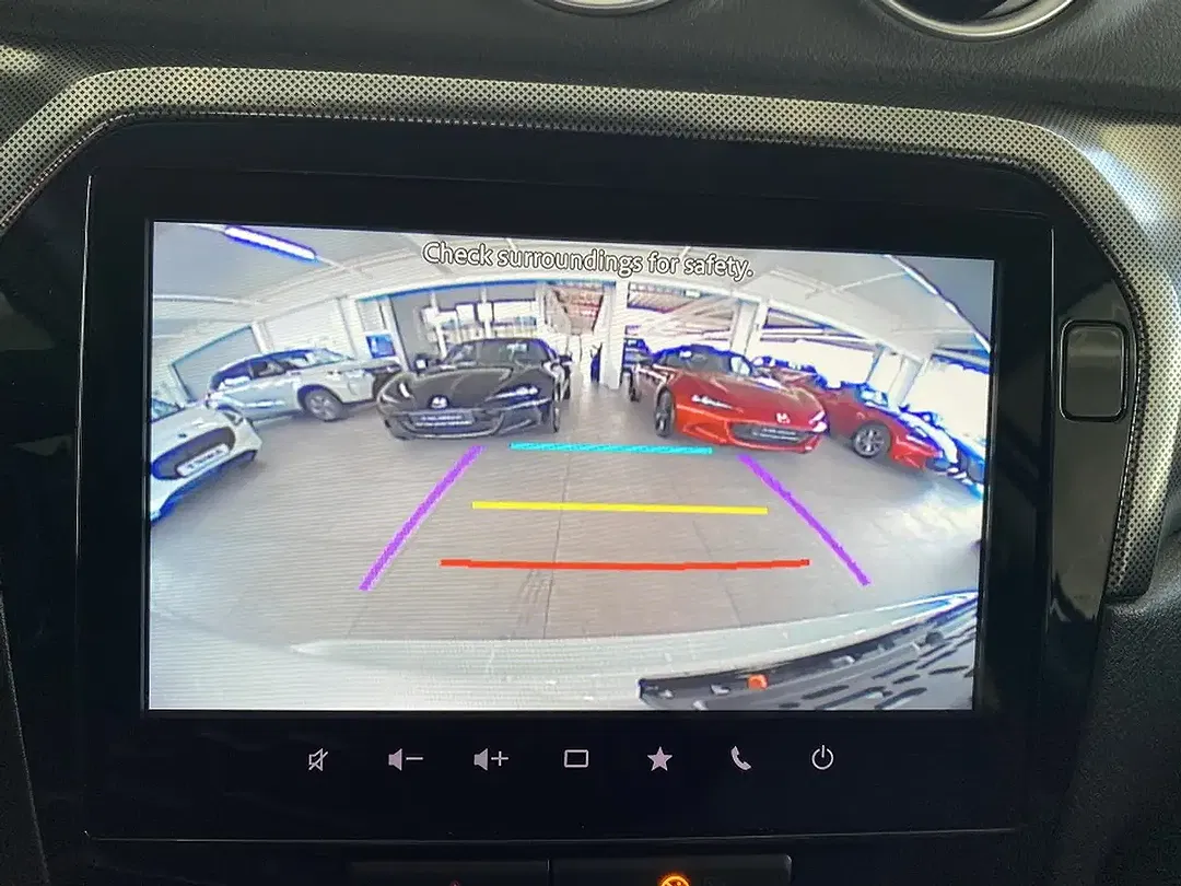 Suzuki Vitara - Thumbnail 12