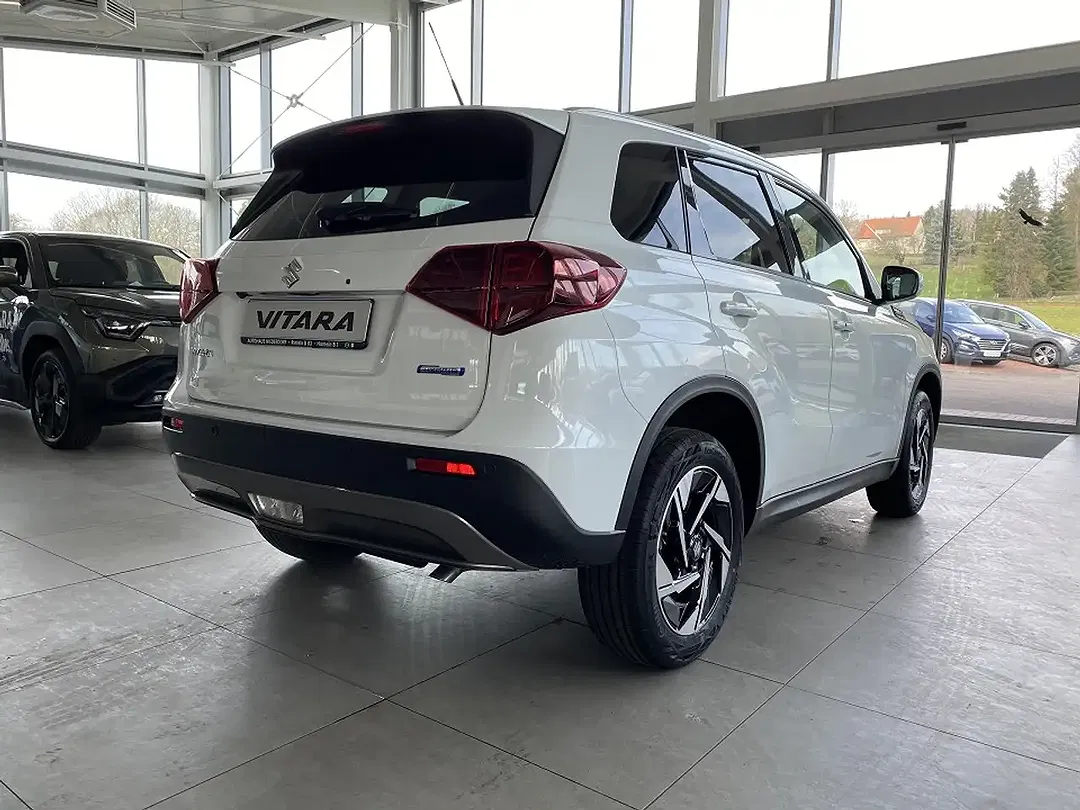 Suzuki Vitara - Thumbnail 2