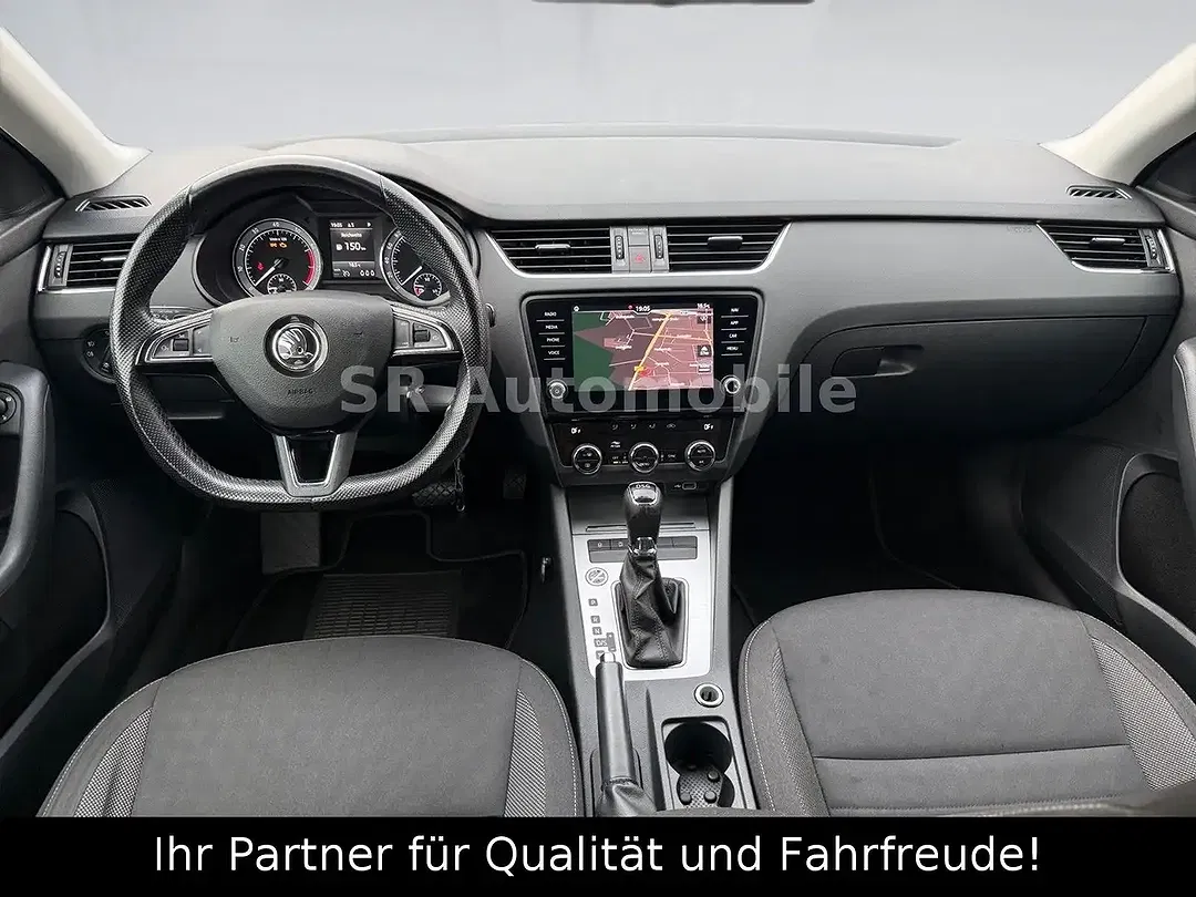 Skoda Octavia - Thumbnail 10