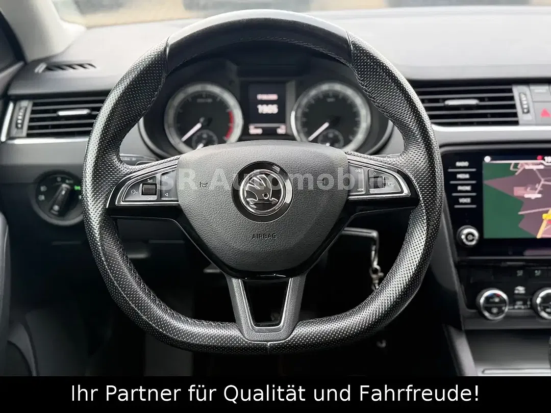 Skoda Octavia - Thumbnail 11