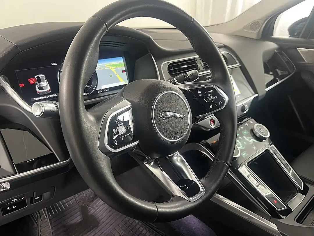 Jaguar I-Pace - Thumbnail 18
