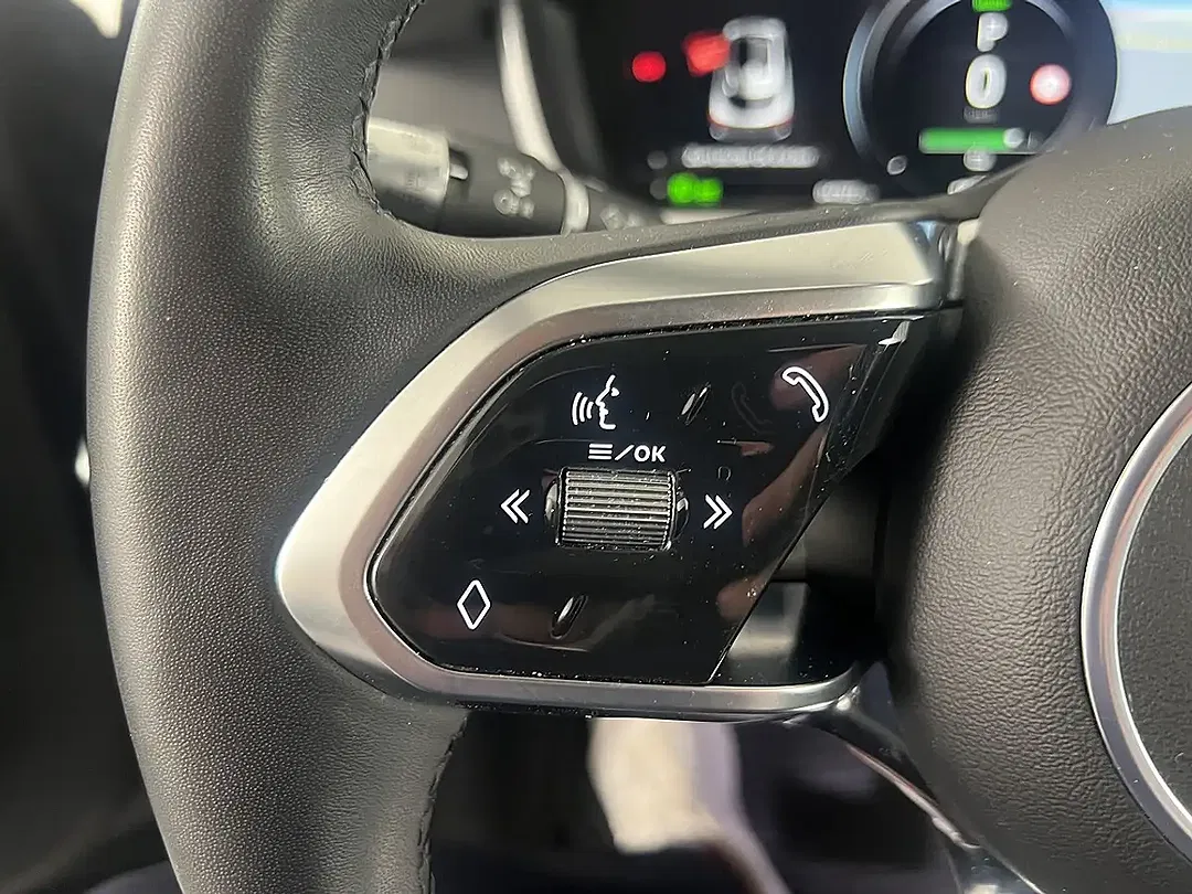Jaguar I-Pace - Thumbnail 19