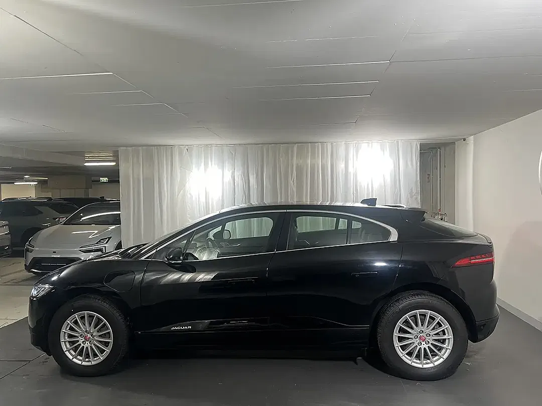 Jaguar I-Pace - Thumbnail 6