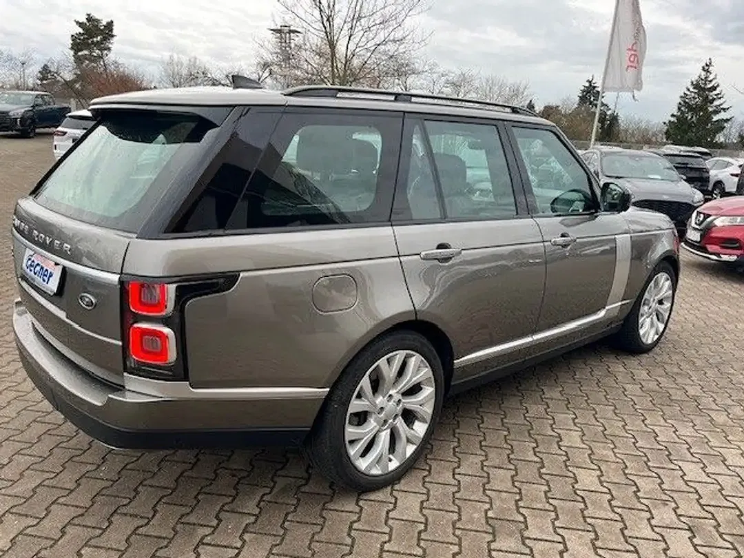 Land Rover Range Rover - Thumbnail 3