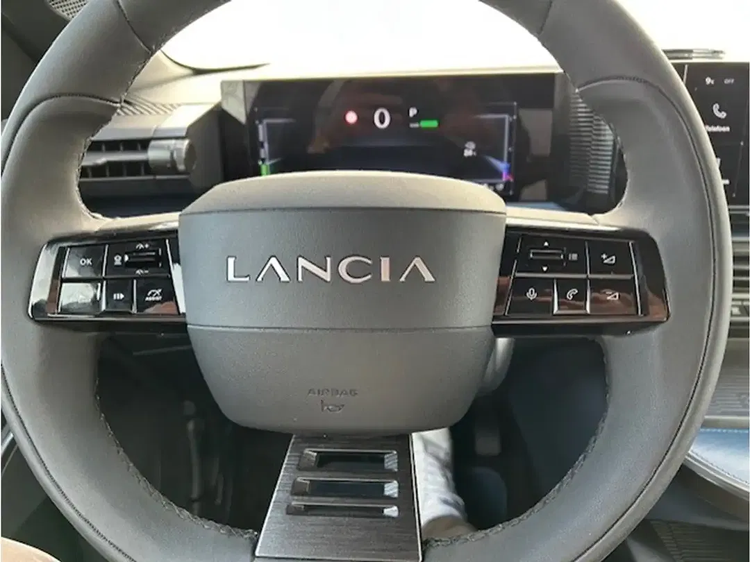 Lancia Ypsilon - Thumbnail 6