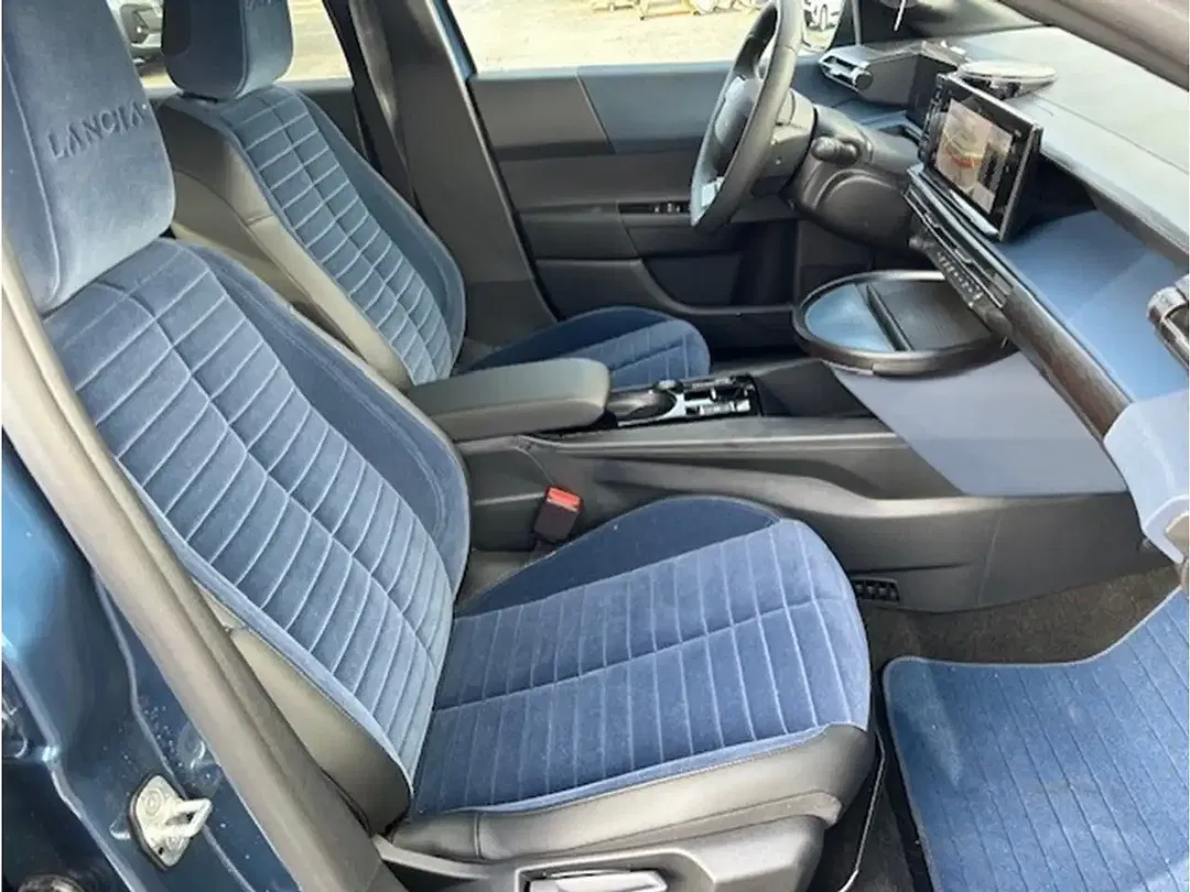 Lancia Ypsilon - Thumbnail 7