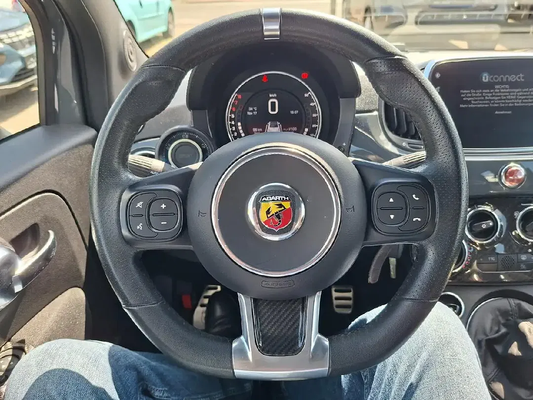 Abarth 500C - Thumbnail 9