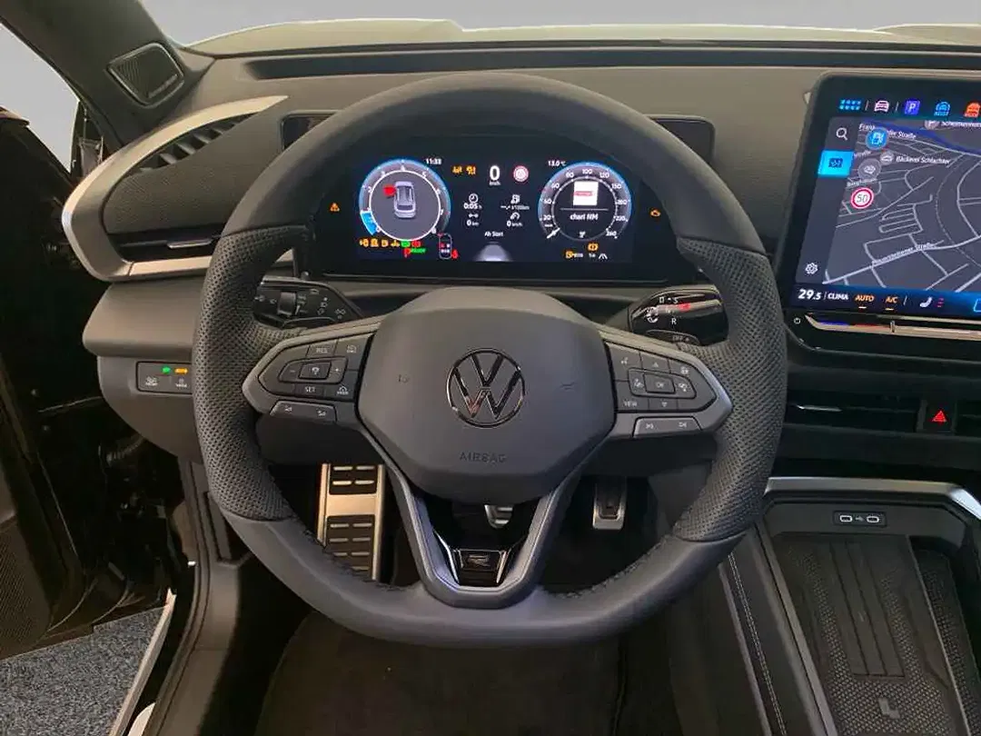 Volkswagen T-Roc - Thumbnail 12