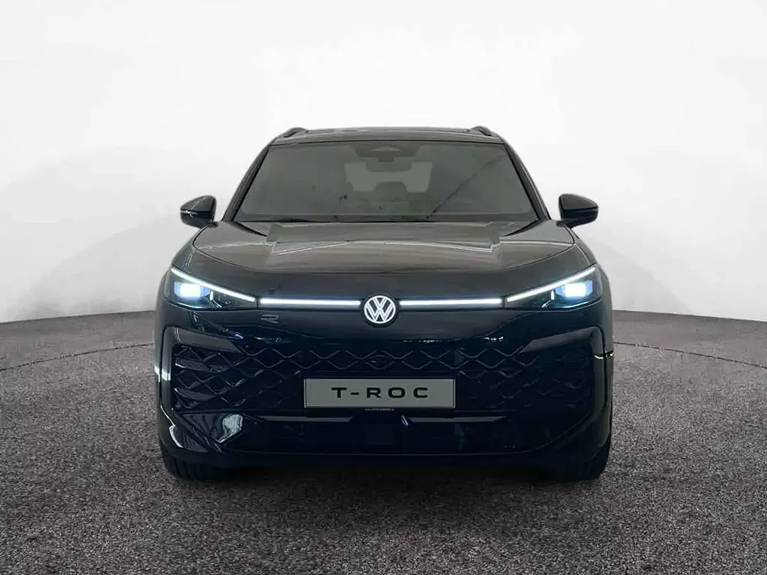 Volkswagen T-Roc - Thumbnail 3