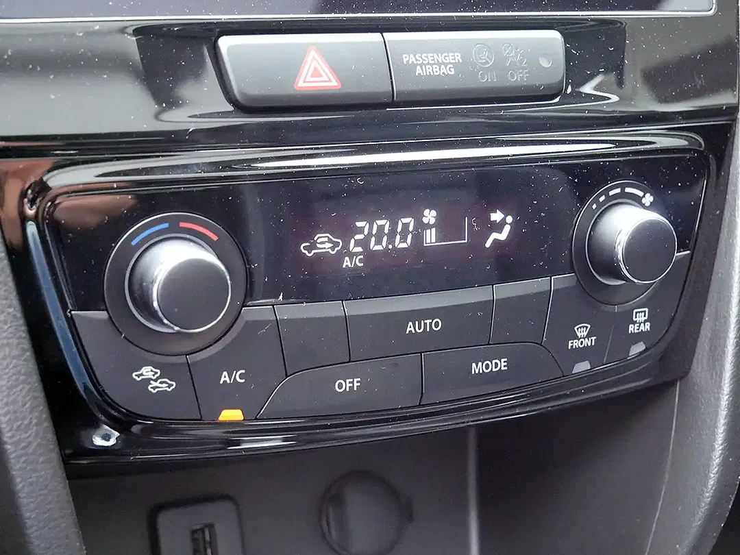 Suzuki Vitara - Thumbnail 15