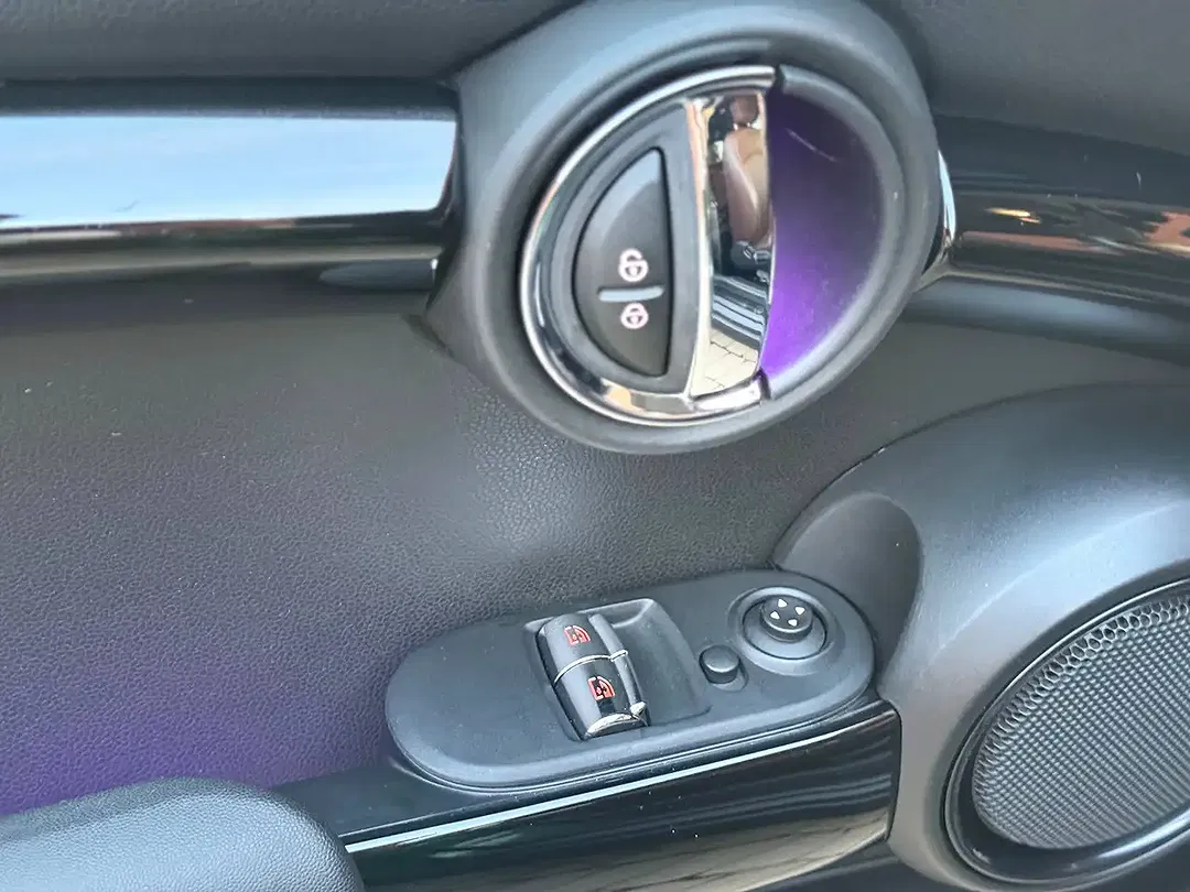 MINI Cooper - Thumbnail 13