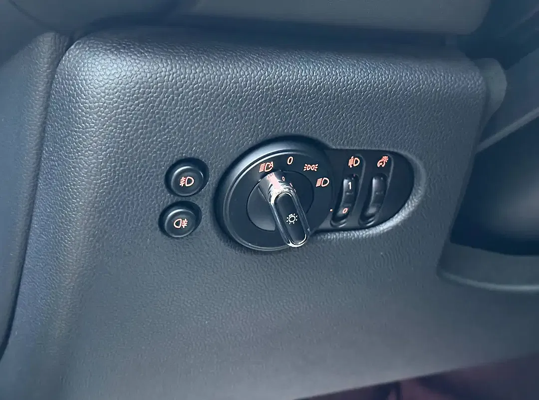 MINI Cooper - Thumbnail 14
