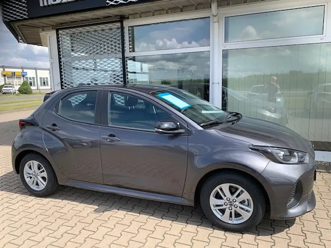 Mazda 2 - Thumbnail 4