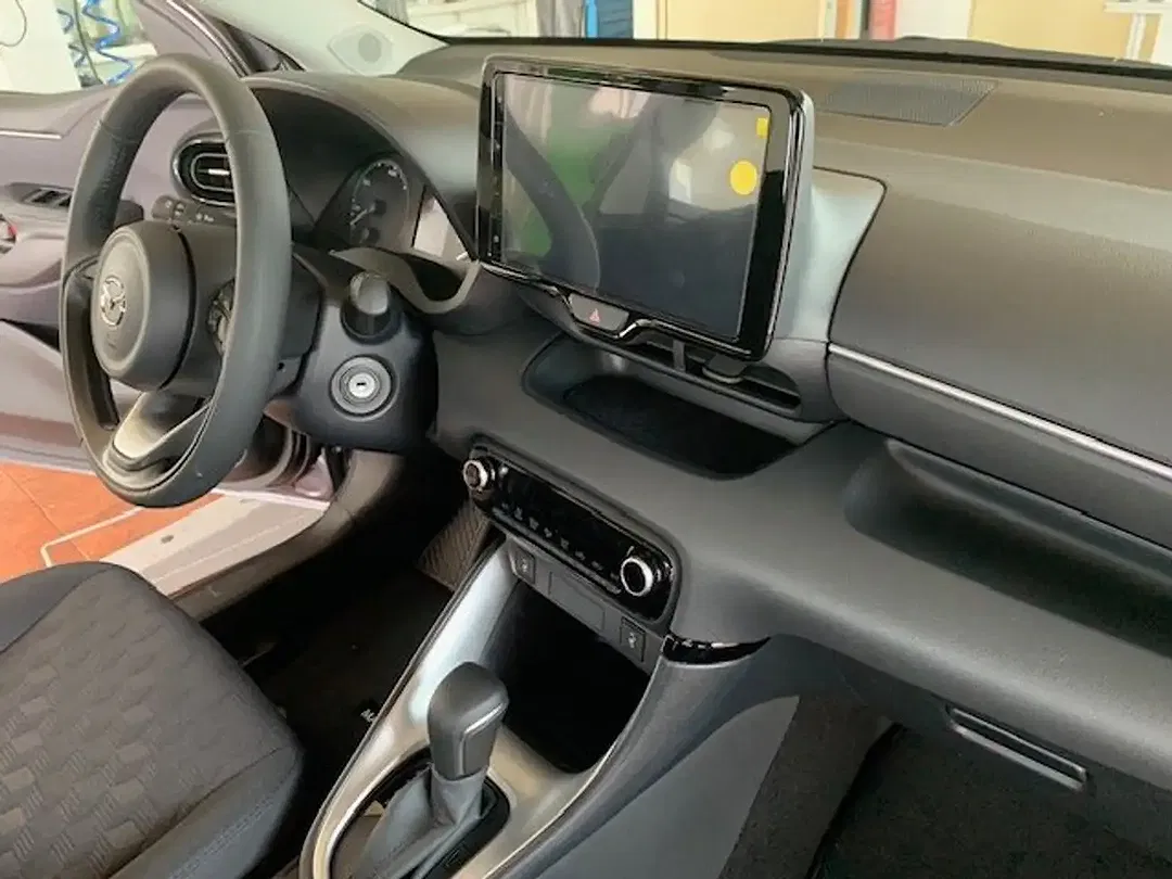 Mazda 2 - Thumbnail 7