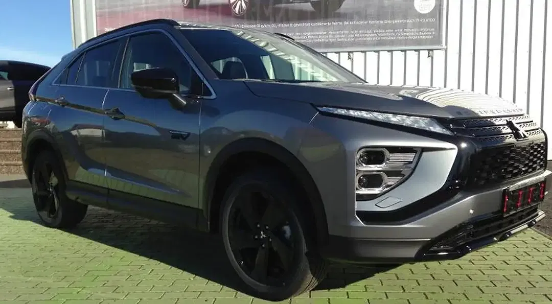 Mitsubishi Eclipse Cross - Thumbnail 1
