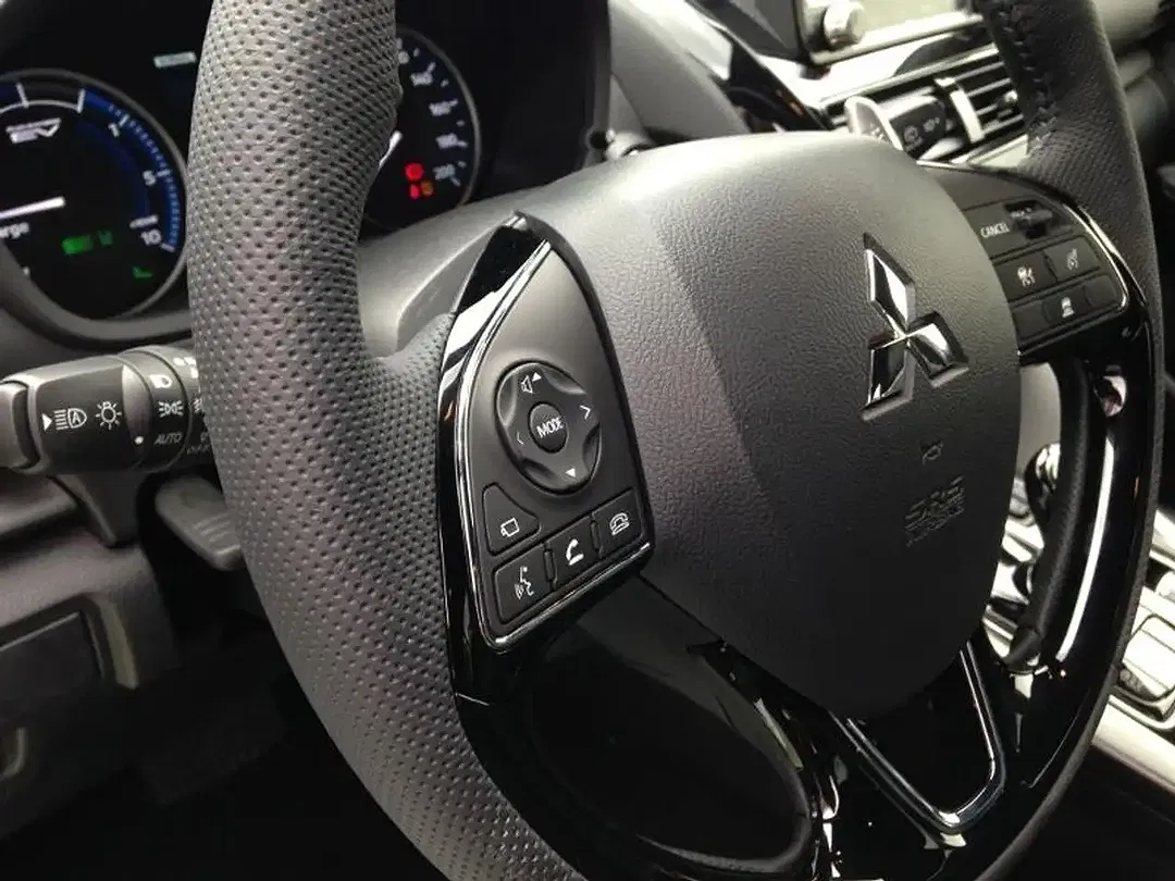 Mitsubishi Eclipse Cross - Thumbnail 5