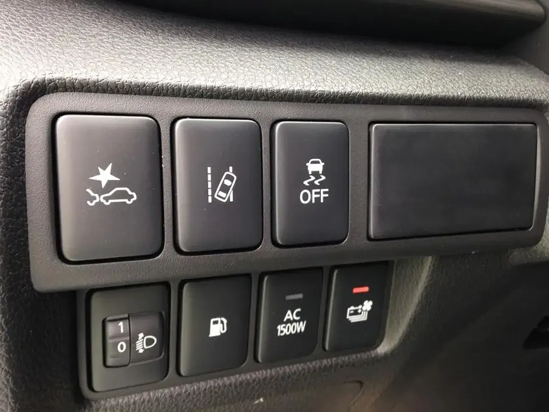 Mitsubishi Eclipse Cross - Thumbnail 6
