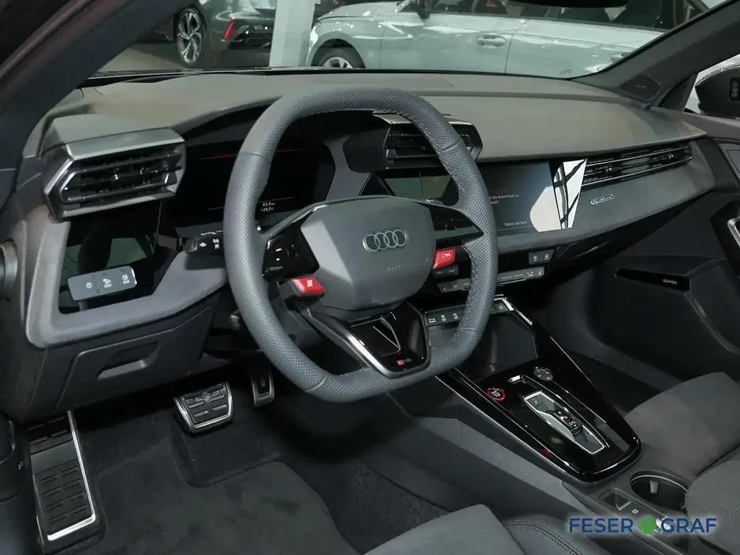 Audi RS3 - Thumbnail 6