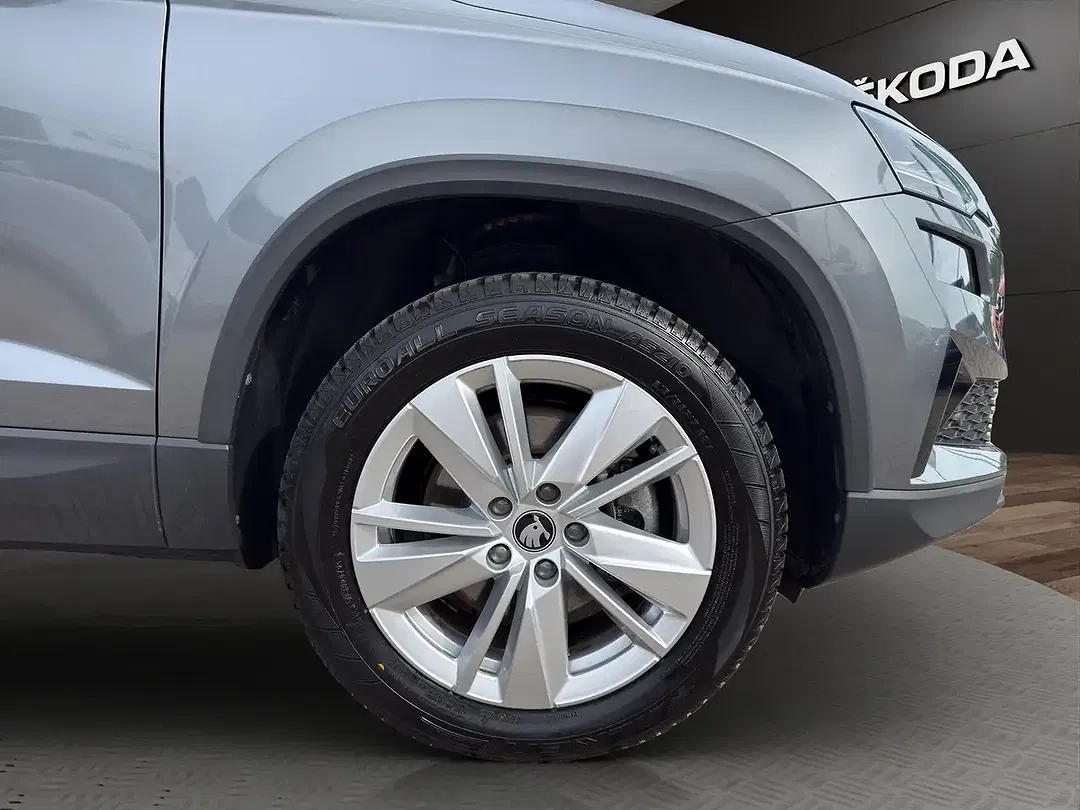 Skoda Karoq - Thumbnail 7