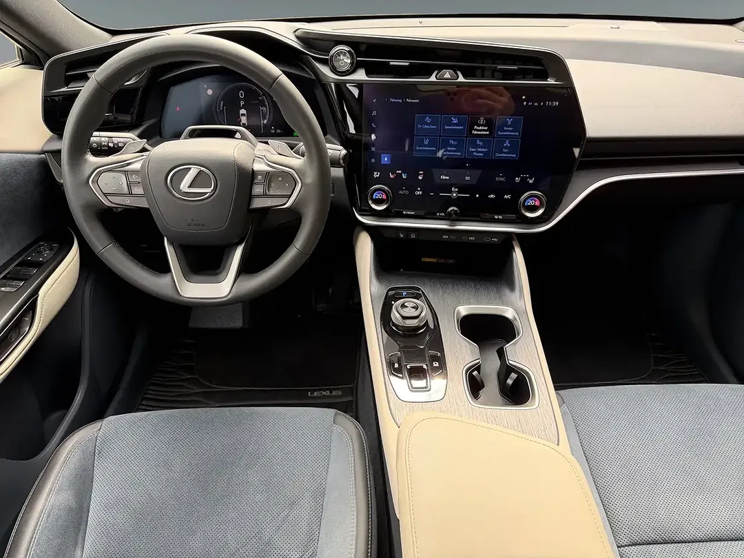 Lexus RZ - Thumbnail 10