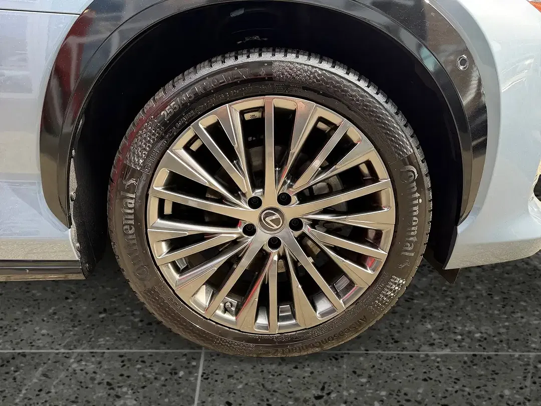 Lexus RZ - Thumbnail 14