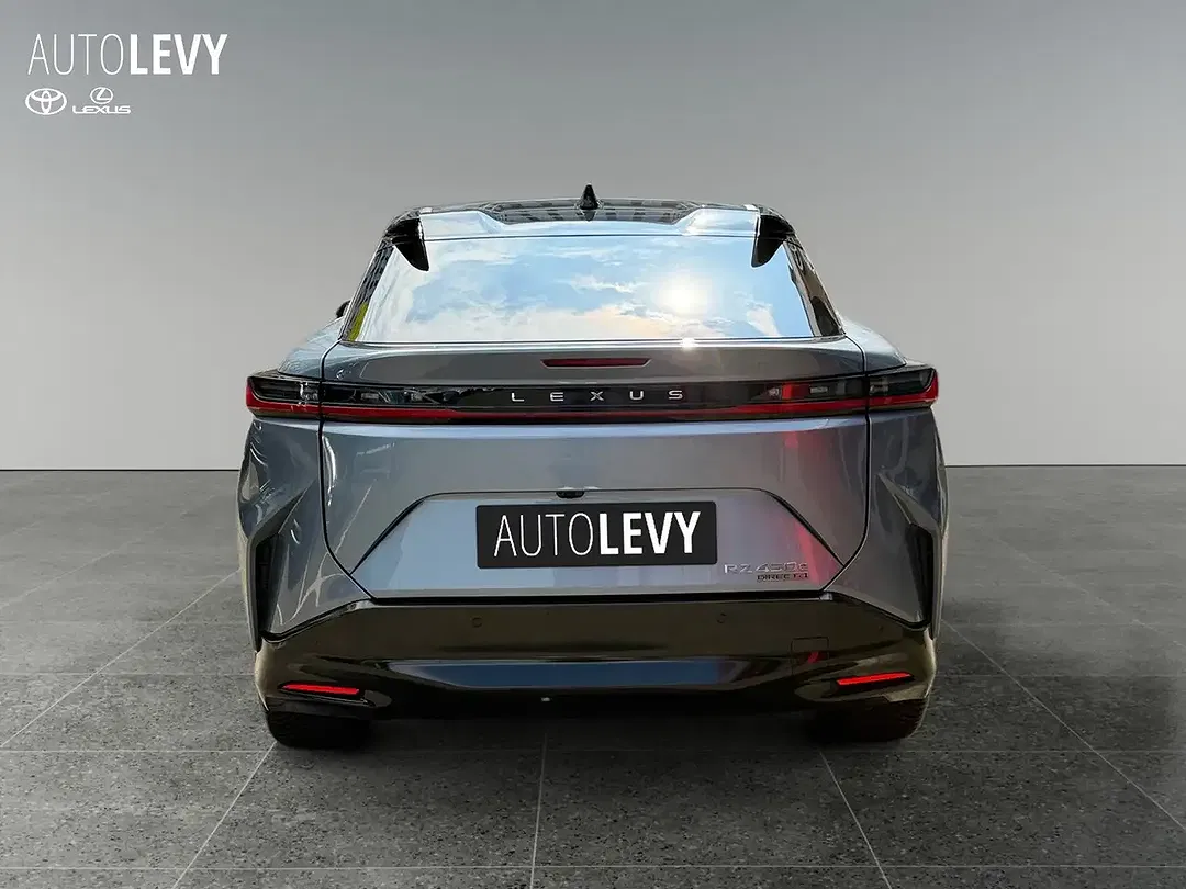 Lexus RZ - Thumbnail 4