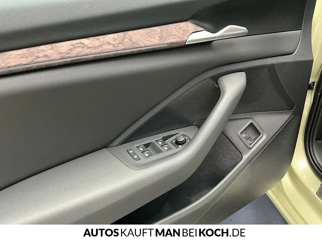 Skoda Superb - Thumbnail 12