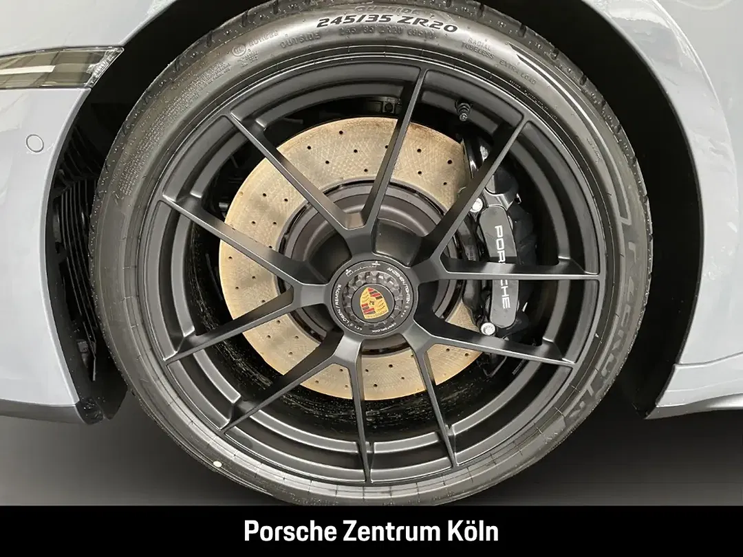 Porsche 992 - Thumbnail 12