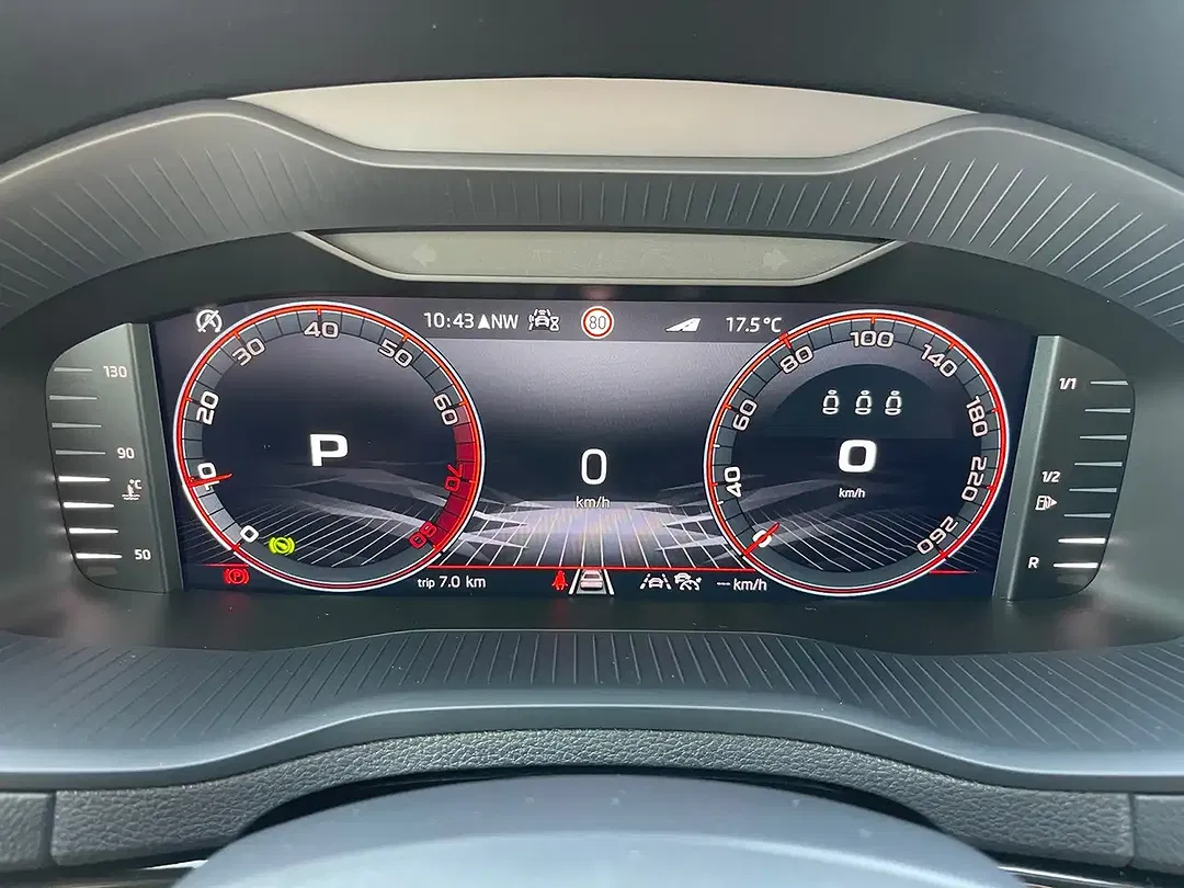 Skoda Karoq - Thumbnail 12