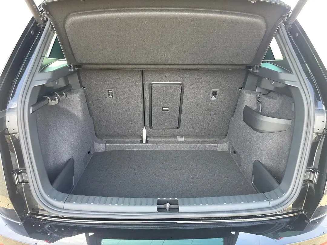 Skoda Karoq - Thumbnail 6