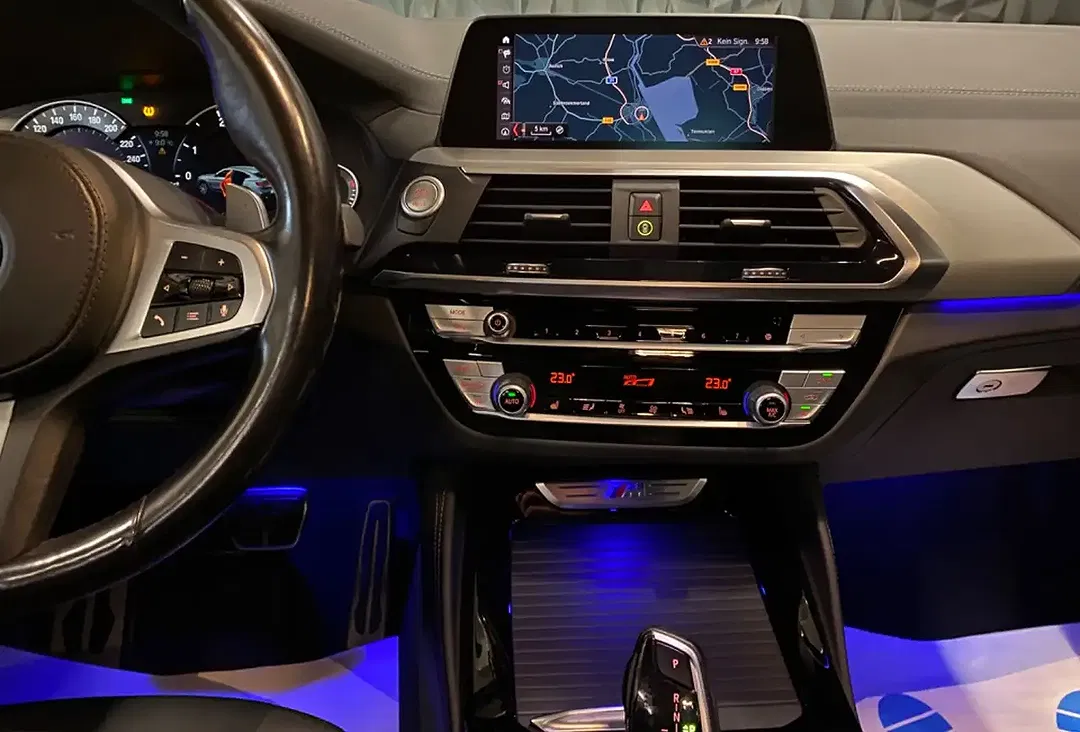 BMW X4 M - Thumbnail 8