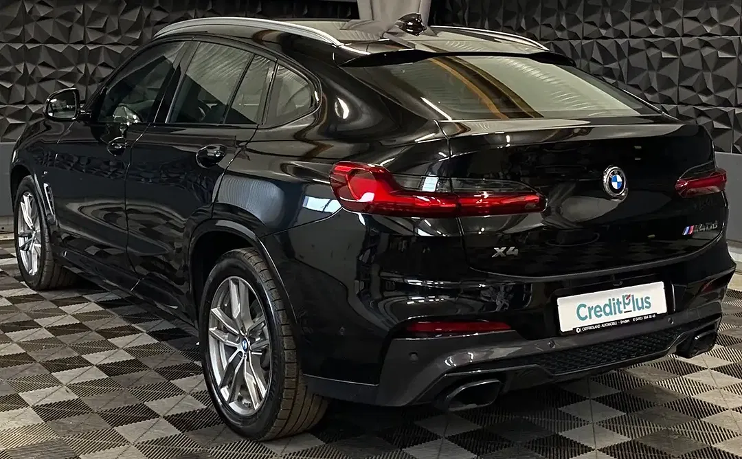 BMW X4 M - Thumbnail 3
