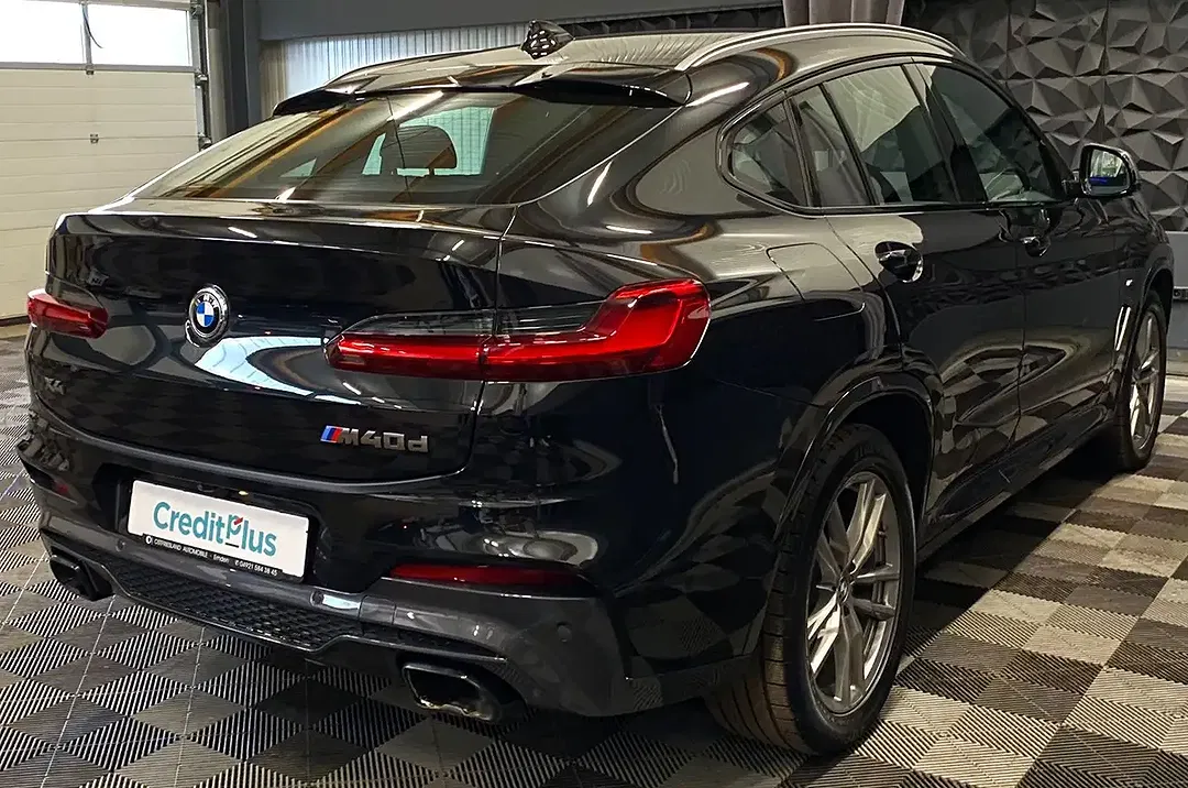 BMW X4 M - Thumbnail 4