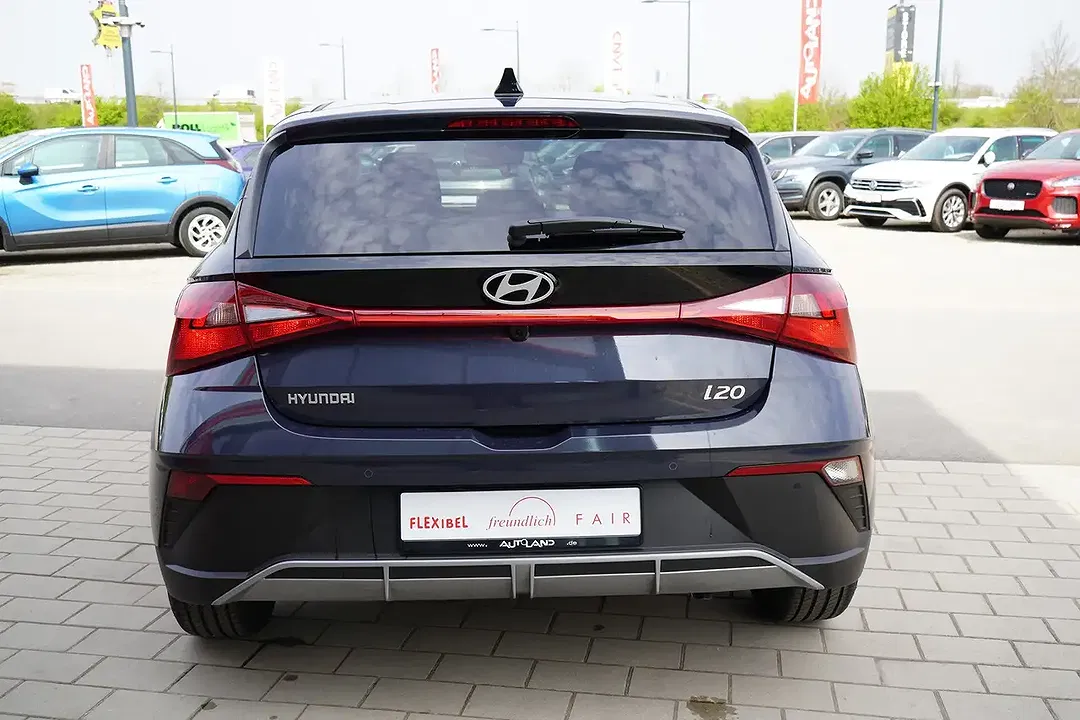 Hyundai i20 - Thumbnail 3