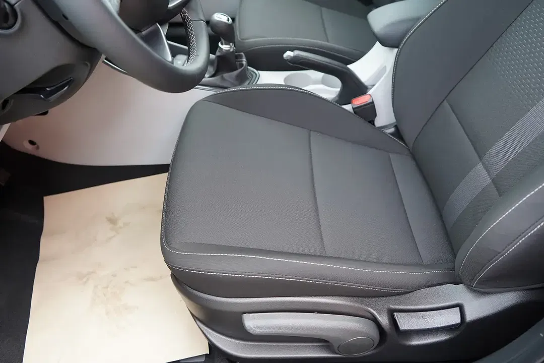 Hyundai i20 - Thumbnail 8