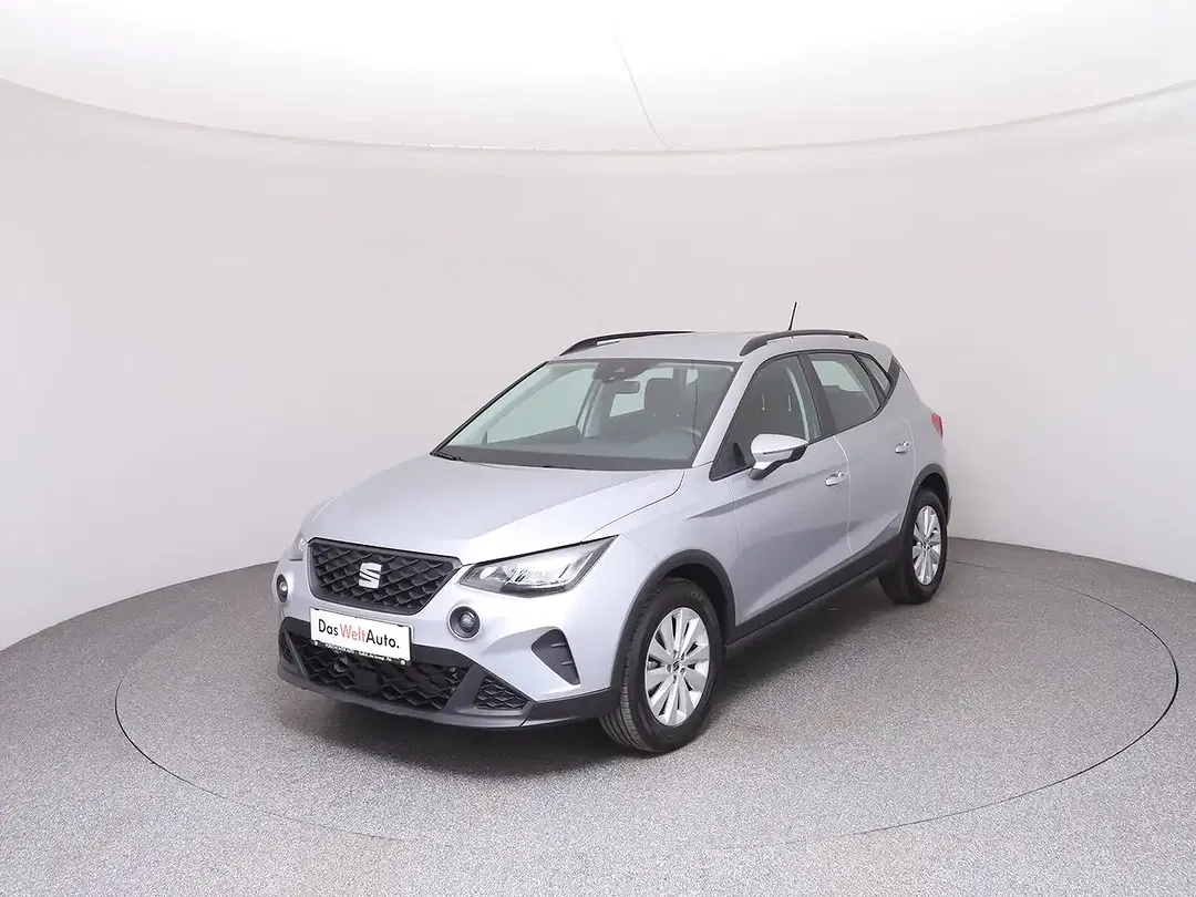 SEAT Arona - Thumbnail 1