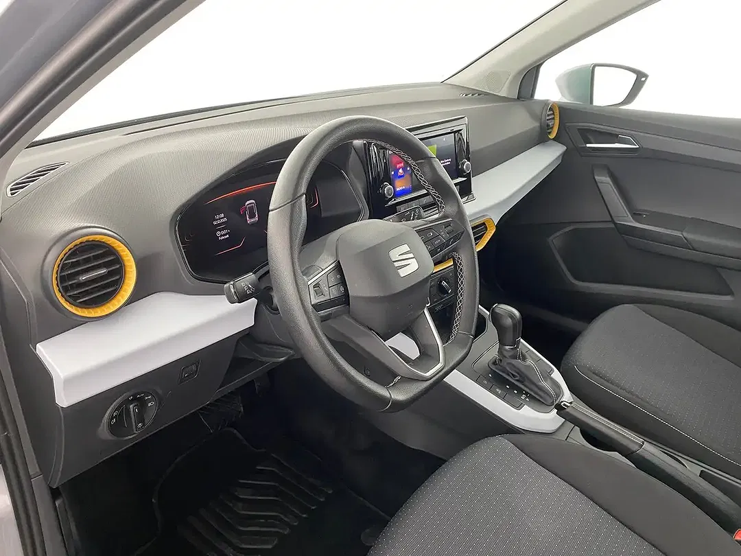 SEAT Arona - Thumbnail 8